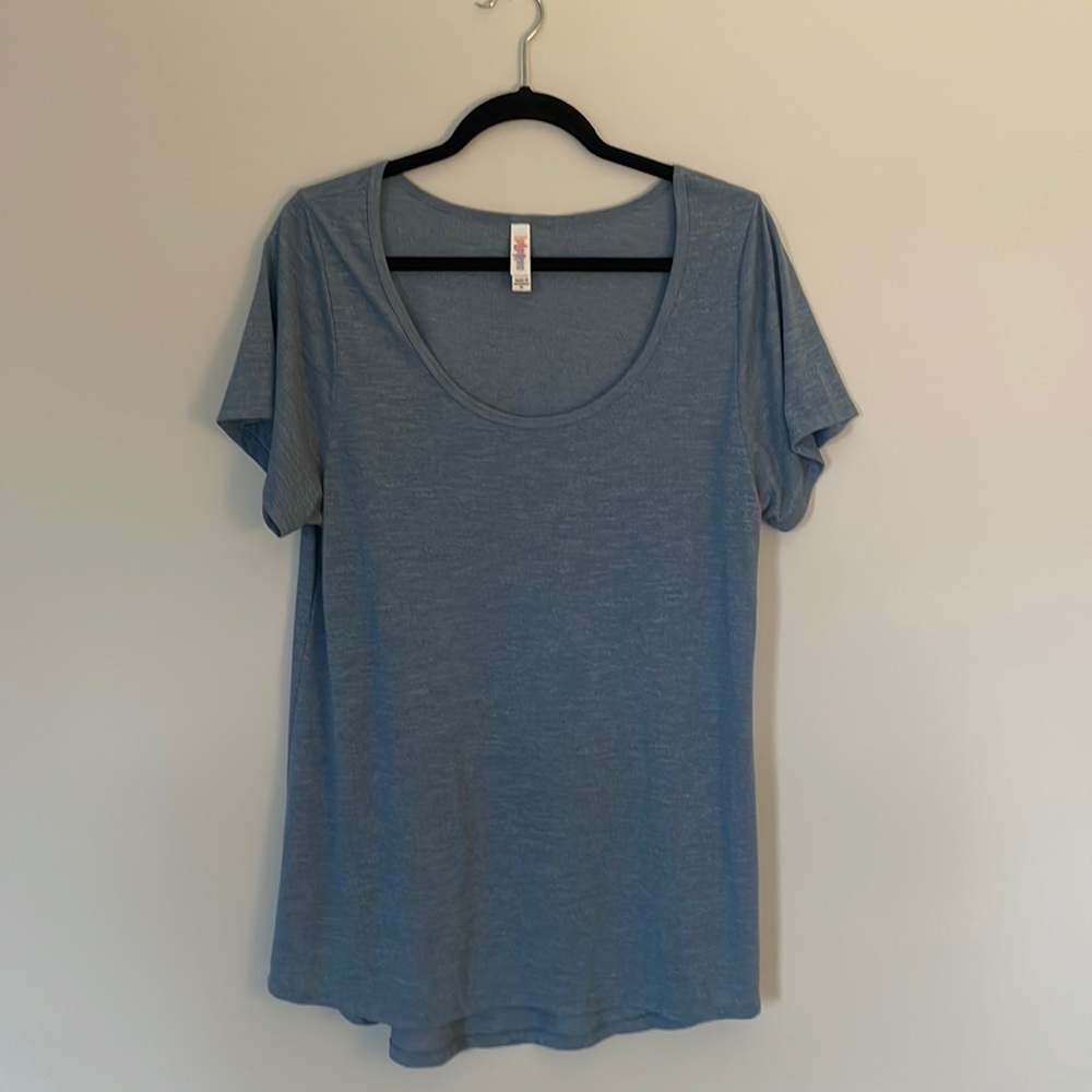 LuLaRoe Women’s Scoop Neck Tunic Shirt Size XL